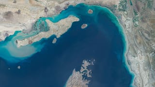 Strait Of Hormuz: ഹോര്‍മുസിലേക്ക് കടക്കുന്ന എല്ലാ കപ്പലുകളെയും ആക്രമിക്കും; കടലിടുക്ക് വീണ്ടും അടച്ചു