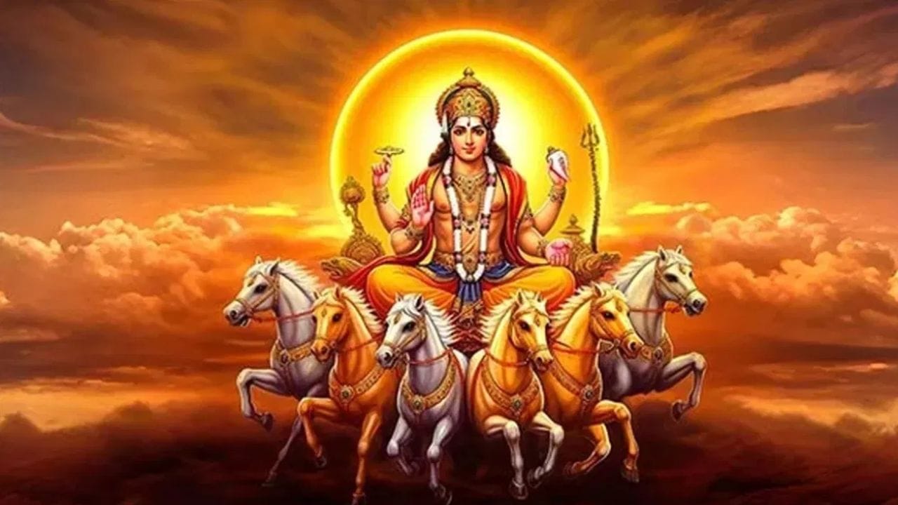 ഇത് ചില രാശിക്കാരുടെ ജീവിതത്തിൽ ഉയർച്ചകളും താഴ്ചകളും കൊണ്ടുവന്നേക്കാം. ചില രാശിക്കാരെ സംബന്ധിച്ച് ഇത് ജീവിതത്തിൽ വലിയ നഷ്ടങ്ങൾക്കും ദുരിതങ്ങൾക്കും കാരണമാകും എന്നാണ് പറയപ്പെടുന്നത്. അത്തരത്തിൽ സൂര്യന്റെ നക്ഷത്രമാറ്റം ഏതെല്ലാം രാശികളുടെ ജീവിതത്തിൽ ബുദ്ധിമുട്ടുകൾ സൃഷ്ടിക്കുമെന്നാണ് ഇവിടെ പറയുന്നത്. ആ രാശികൾ ആരൊക്കെയെന്ന് നോക്കാം.