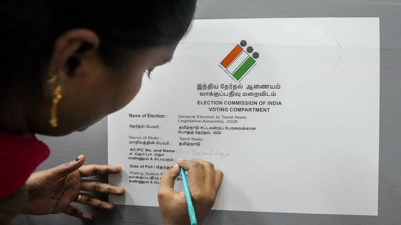 Assembly elections 2026: തമിഴ്‌നാട് ഇന്ന് വിധിയെഴുതും; പശ്ചിമ ബംഗാളിലെ ആദ്യ ഘട്ട പോളിങും ഇന്ന്‌