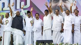 ആവേശത്തില്‍ യുഡിഎഫ് ക്യാമ്പ്; 'തരംഗ'മില്ലാത്തതില്‍ മാത്രം നിരാശ