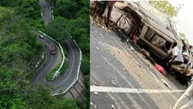 വാൽപ്പാറയിൽ ട്രാവലർ കൊക്കയിലേക്ക് മറിഞ്ഞ് 9 മലയാളികൾ മരിച്ചു