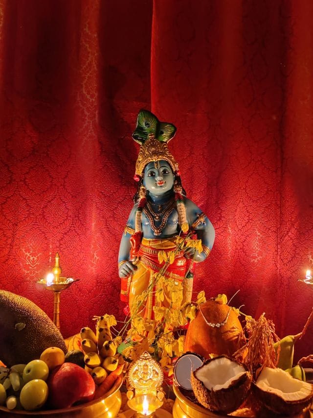 വിഷുവിന് കണി വെക്കുമ്പോൾ ഈ തെറ്റുകൾ ചെയ്യരുത്