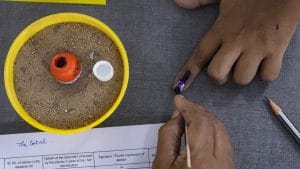 പോളിങ് ശതമാനം പുറത്തുവിട്ട് തിരഞ്ഞെടുപ്പ് കമ്മീഷന്‍