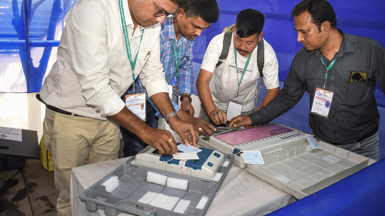 Assembly Election 2026: കേരളത്തിനൊപ്പം അസമും, പുതുച്ചേരിയും പോളിങ് ബൂത്തിലേക്ക്; ജനം ആർക്കൊപ്പം? Assembly Election 2026: കേരളത്തിനൊപ്പം അസമും, പുതുച്ചേരിയും പോളിങ് ബൂത്തിലേക്ക്; ജനം ആർക്കൊപ്പം?