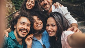 Chanakya Niti: എല്ലാവരുമായും സൗഹൃദം വേണ്ട, കൂട്ടത്തിലെ പാമ്പിനെ ഇങ്ങനെ തിരിച്ചറിയാം