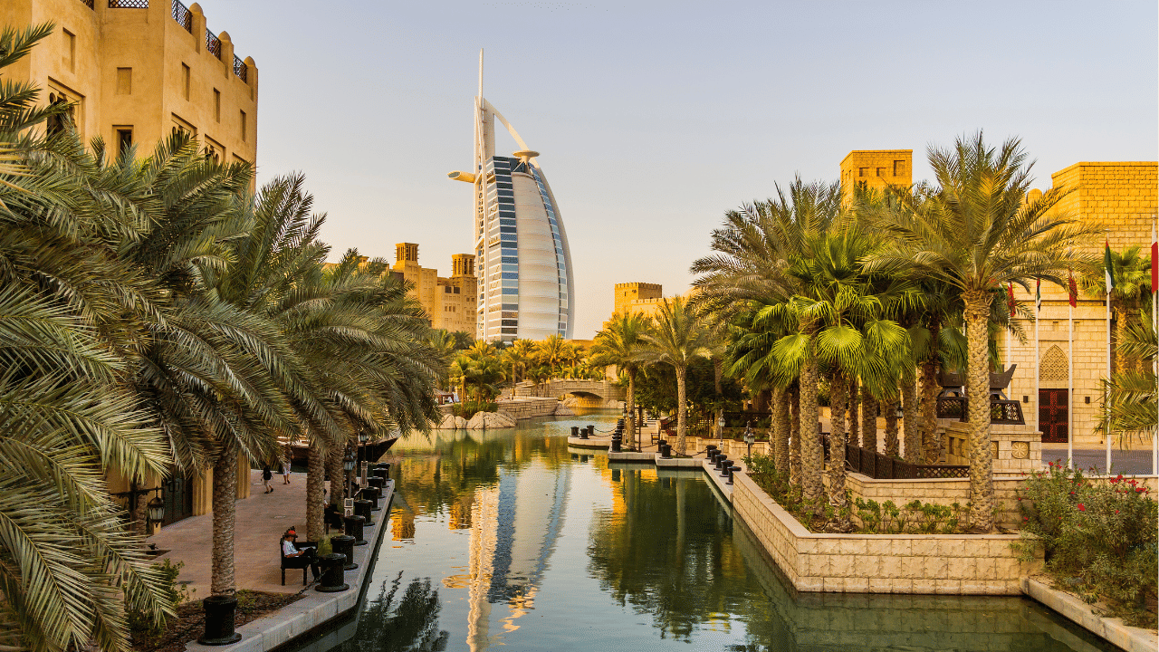 Dubai Business: ദുബായിൽ പണി എടുത്ത് കഷ്ടപ്പെടുന്നവരാണോ? സൈഡായി ഇങ്ങനെ ചെയ്തുനോക്കൂ...രക്ഷപ്പെടും Dubai Business: ദുബായിൽ പണി എടുത്ത് കഷ്ടപ്പെടുന്നവരാണോ? സൈഡായി ഇങ്ങനെ ചെയ്തുനോക്കൂ...രക്ഷപ്പെടും