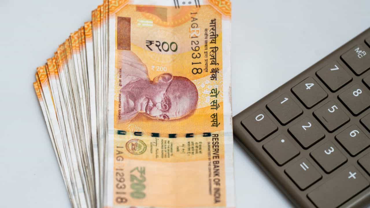 8th Pay Commission: ശമ്പളം കൂട്ടണ്ടേ ? മെയ് 31 വരെ സമയം ഉണ്ടേ, അവസരം മിസ്സാക്കേണ്ട