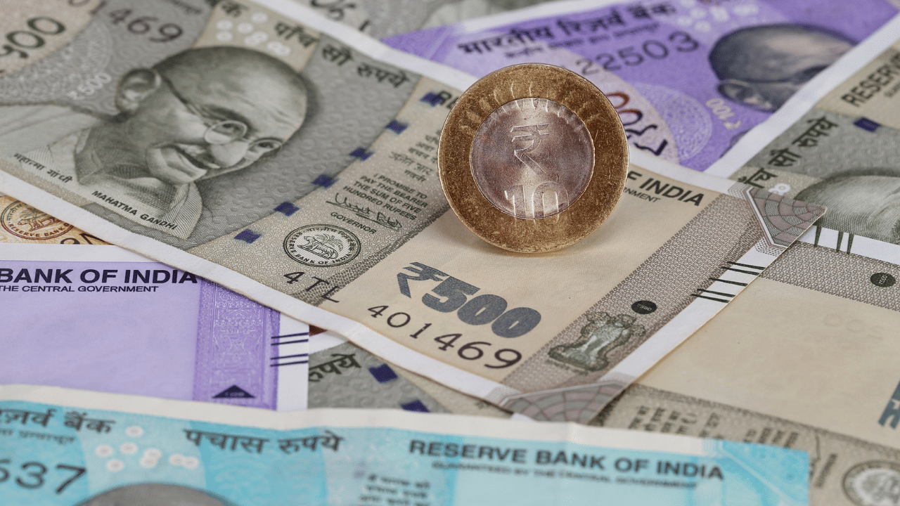 8th Pay Commission: ജീവനക്കാർക്ക് ഒറ്റയടിക്ക് 15 ലക്ഷം രൂപ; കാത്തിരിപ്പ് വെറുതെയാകില്ല 8th Pay Commission: ജീവനക്കാർക്ക് ഒറ്റയടിക്ക് 15 ലക്ഷം രൂപ; കാത്തിരിപ്പ് വെറുതെയാകില്ല