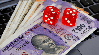 Kerala Gold Rate: പിടിവാശിയിൽ സ്വർണം, വാങ്ങാൻ അല്പം പാടുപെടും, ഇന്നത്തെ വില അറിഞ്ഞോളൂ