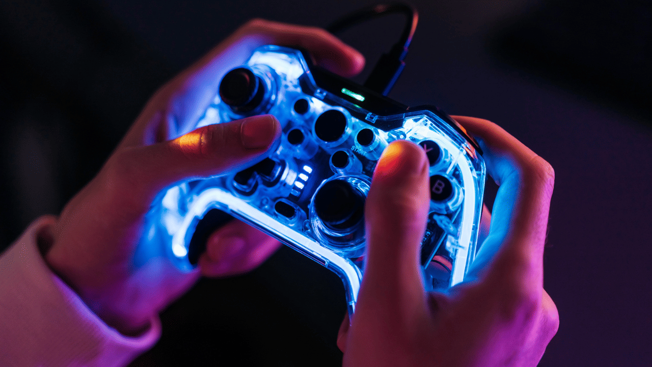 Student Attack Teacher: ക്ലാസിൽ വിഡിയോ ​ഗെയിം, ചോദ്യം ചെയ്ത മലയാളി അധ്യാപികയെ മർദിച്ച് വിദ്യാർഥി