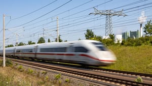 Bengaluru Bullet Train: 2 മണിക്കൂറില്‍ ബെംഗളൂരുവില്‍ എത്തിയാലോ? ബുള്ളറ്റ് ട്രെയിനിന് അനുമതി, അതും ഈ റൂട്ടില്‍