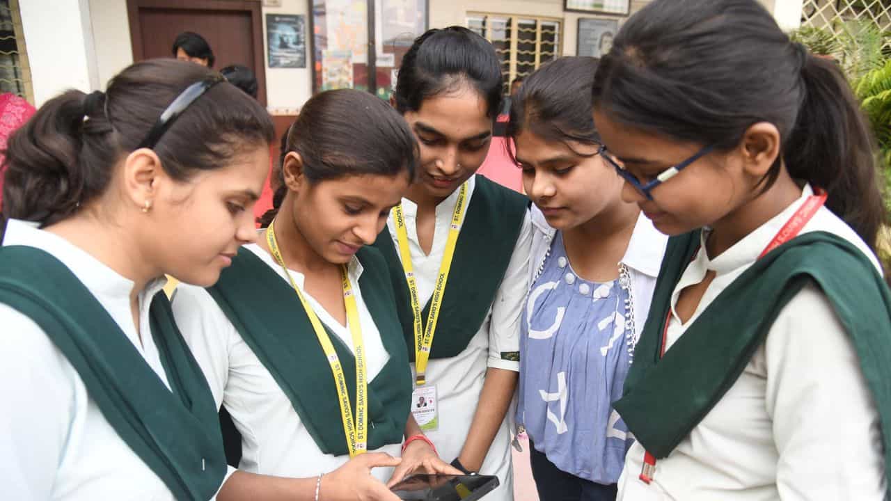 CBSE Class 12 Result 2026: സിബിഎസ്ഇ പ്ലസ് ടു ഫലം: പാസാകാൻ എത്ര മാർക്ക് വേണം? തോറ്റാൽ എന്ത് ചെയ്യും