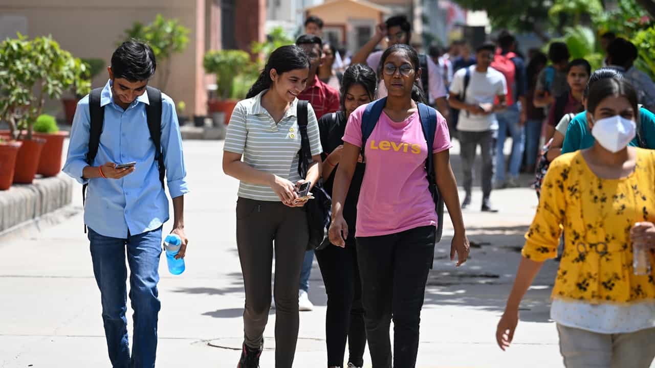 CUET UG 2026: പരിഷ്‌കരിച്ച അഡ്മിറ്റ് കാര്‍ഡുകളും പുറത്ത്; സിയുഇടി യുജി പരീക്ഷയ്ക്ക് ഒരുങ്ങാം