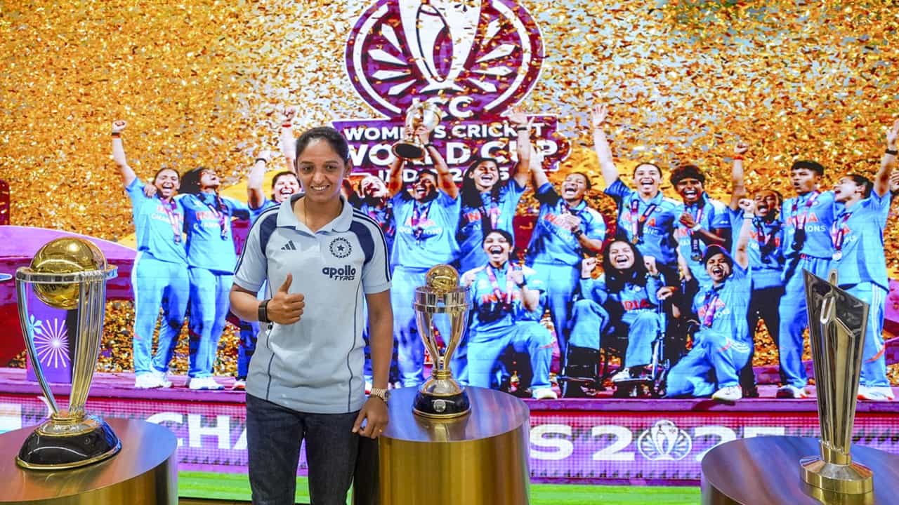 Womens T20 World Cup 2026: ഹര്‍മന്‍ നയിക്കും, സ്മൃതി വൈസ് ക്യാപ്റ്റന്‍; വനിതാ ടി20 ലോകകപ്പിനുള്ള ഇന്ത്യന്‍ ടീം ഇതാ