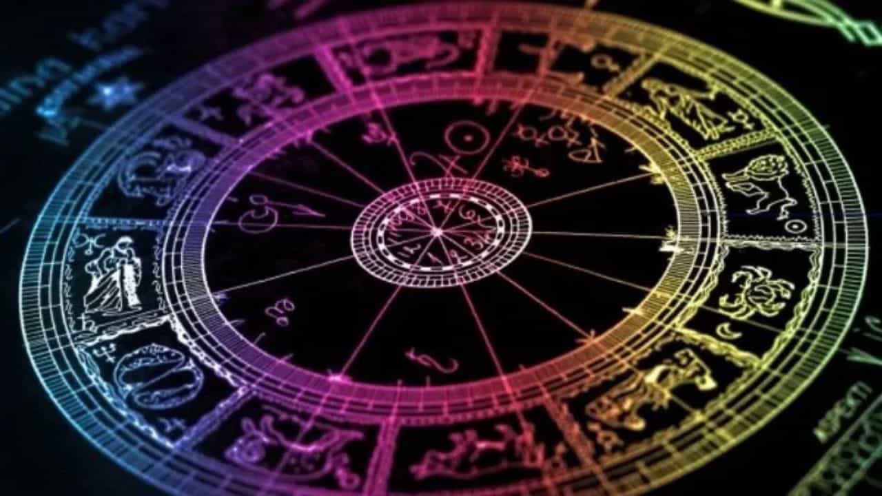 Horoscope malayalam: ക്ഷമയോടെ കാര്യങ്ങൾ ചെയ്യുക; 12 രാശികളുടെ സമ്പൂർണ്ണ ഫലം Horoscope malayalam: ക്ഷമയോടെ കാര്യങ്ങൾ ചെയ്യുക; 12 രാശികളുടെ സമ്പൂർണ്ണ ഫലം