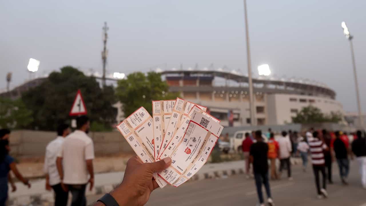 IPL Ticket Scam: ഒരു ടിക്കറ്റിന് 80,000 രൂപ! ഐപിഎൽ ടിക്കറ്റുകൾ കരിഞ്ചന്തയിൽ വിറ്റത് വന്‍ തുകയ്ക്ക്‌