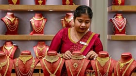 1,20,000 കടന്ന് സ്വര്‍ണവില; ഇറക്കുമതി ചുങ്കം വര്‍ധിപ്പിച്ചത്...