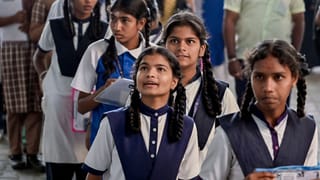 Kerala Plus One Admission 2026: പ്ലസ് വൺ പ്രവേശനം; ഫസ്റ്റ് അലോട്ട്മെൻ്റിൽ പേര് വന്നാൽ എന്ത് ചെയ്യണം?, എപ്പോൾ സ്കൂളിൽ ചേരാം