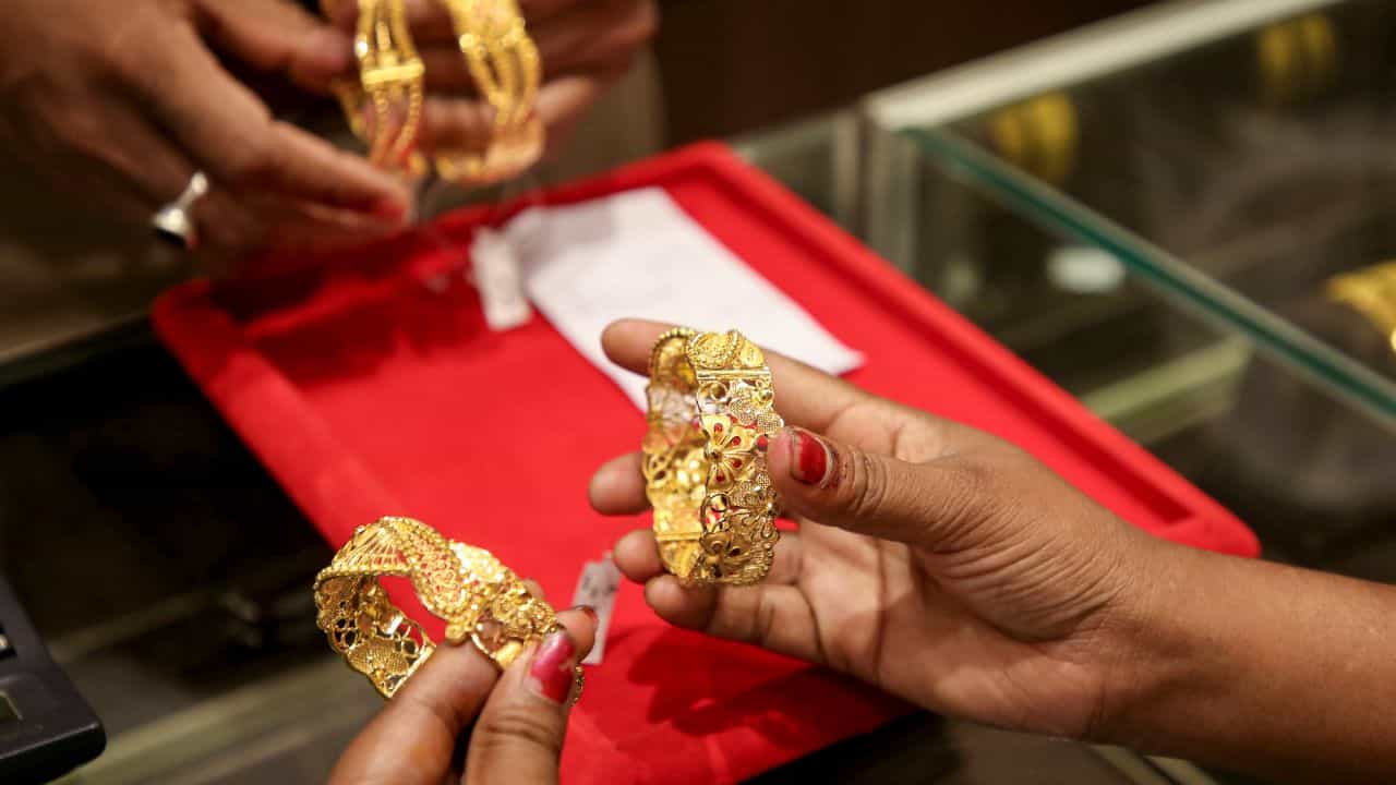 Gold Rate: പൊള്ളില്ല, ആഭരണം ഇന്നും വാങ്ങാം; കേരളത്തിലെ സ്വര്‍ണവില