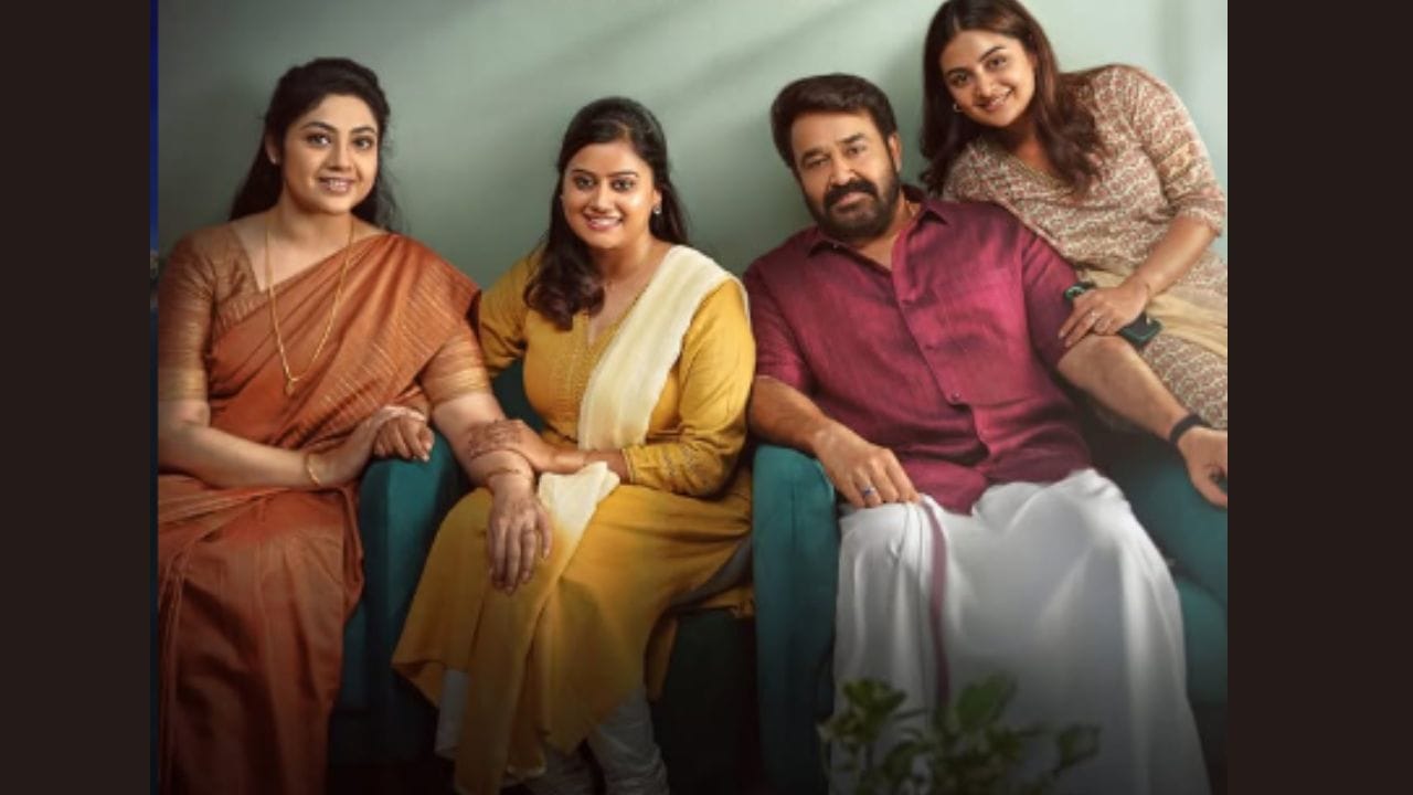 ഏറെ നാളത്തെ കാത്തിരിപ്പിനും അനിശ്ചിതത്വങ്ങൾക്കും ഒടുവിൽ നാളെ ജോർജുകുട്ടിയും കുടുംബവും പ്രേക്ഷകർക്ക് മുന്നിലേക്ക് എത്തുകയാണ്. ദൃശ്യം മൂന്ന്(Drishyam 3) നാളെ റിലീസ് ചെയ്യും. 13 വർഷങ്ങൾക്ക് ശേഷം ജോർജുകുട്ടിയും കുടുംബവും ഇപ്പോൾ എന്ത് ചെയ്യുന്നു മക്കളുടെ വിവാഹം കഴിഞ്ഞ് അതോ അദ്ദേഹം പോലീസിന്റെ കയ്യിൽ ആകുമോ എന്നിങ്ങനെ പല ആശയങ്ങളും സംശയങ്ങളും അതിനനുസൃതമായ ചർച്ചകളും ആണ് സിനിമ റിലീസ് ചെയ്യാൻ ഇരിക്കെ സോഷ്യൽ മീഡിയയിൽ അടക്കം നടന്നുകൊണ്ടിരിക്കുന്നത്. (photo credit source: instagram)
