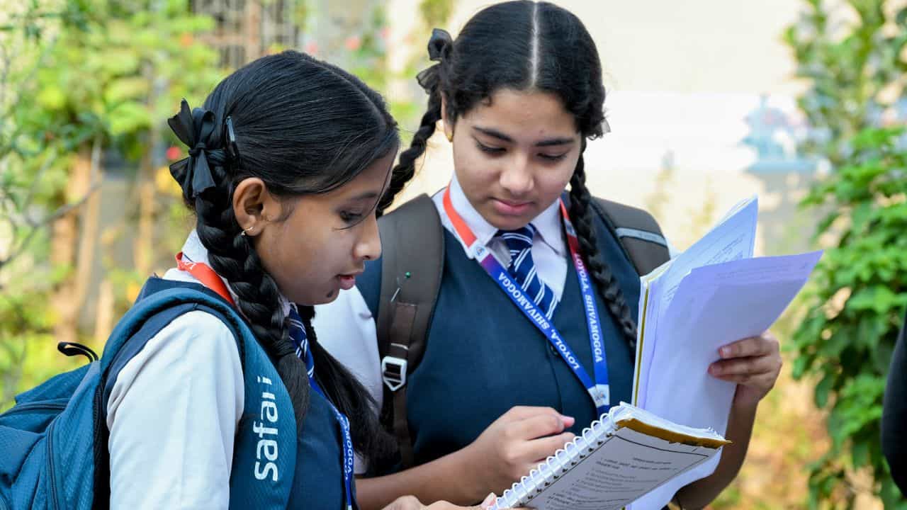 Kerala Plus One Admission 2026: പ്ലസ് വൺ പ്രവേശനം; ഫുൾ എ പ്ലസ് ഉണ്ടെന്ന് കരുതി സയൻസ് എടുക്കണോ?