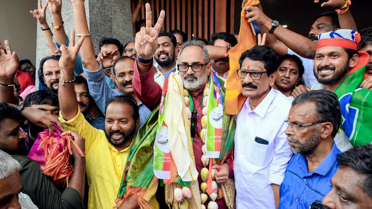 Kerala Assembly Election Result 2026 : നേമത്ത് പൂട്ടിയതും കഴക്കൂട്ടത്തും ചാത്തന്നൂരും പുതിയ അക്കൗണ്ടും തുറന്ന് ബിജെപി; ഇത് പുതിയ തുടക്കമോ?