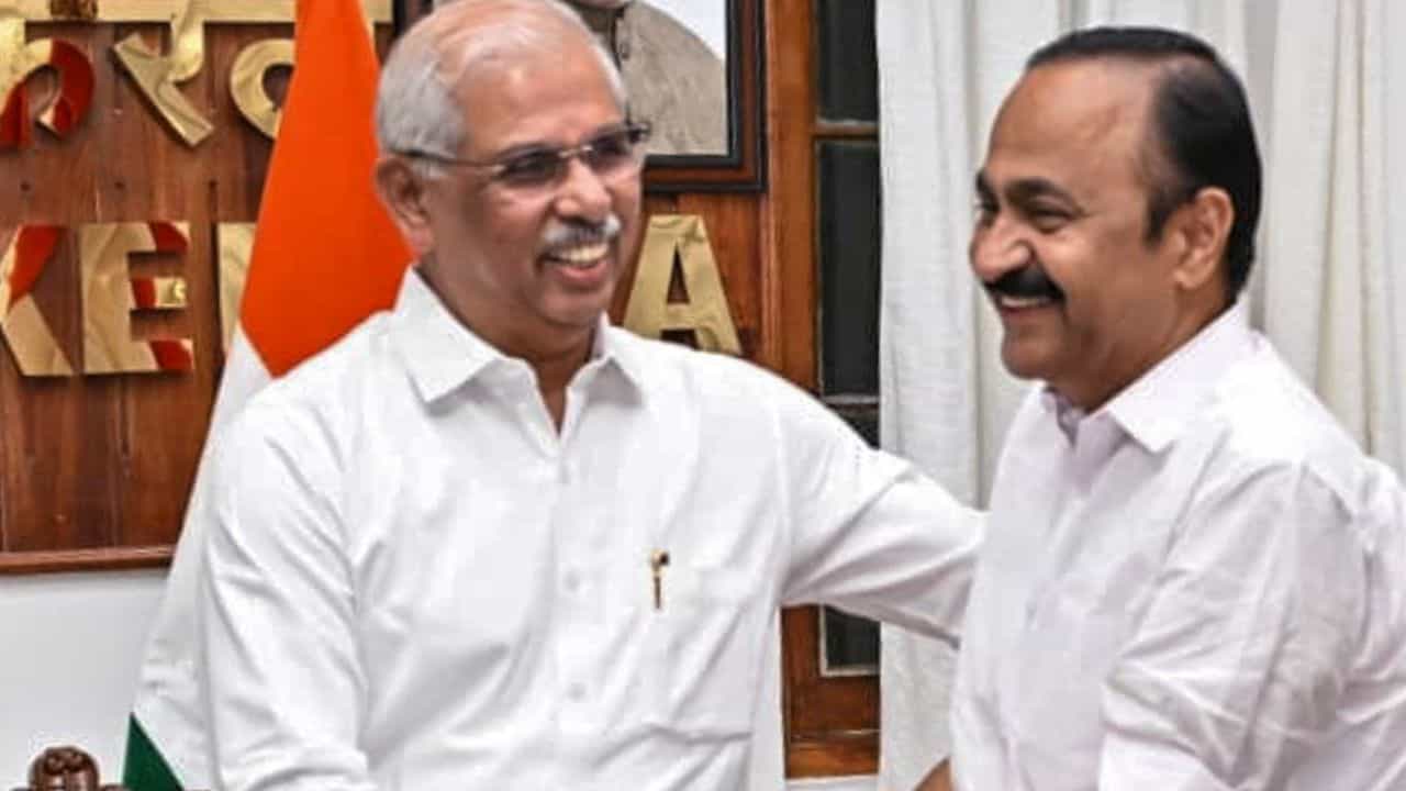 Kerala Legislative Assembly Session 2026: ഇന്ദിര ഗ്യാരണ്ടിയുമായി മുന്നോട്ട്, മൂന്ന് ദിവസം ആർത്തവ അവധി; നയപ്രഖ്യാപനം നടത്തി ഗവർണർ Kerala Legislative Assembly Session 2026: ഇന്ദിര ഗ്യാരണ്ടിയുമായി മുന്നോട്ട്, മൂന്ന് ദിവസം ആർത്തവ അവധി; നയപ്രഖ്യാപനം നടത്തി ഗവർണർ