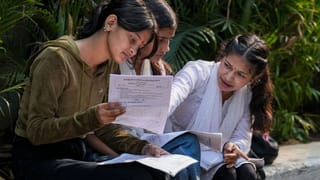Kerala Plus Two SAY and Improvement Exam 2026: പ്ലസ് ടു സേ, ഇംപ്രൂവ്‌മെന്റ് പരീക്ഷയ്ക്ക് എത്ര രൂപ നല്‍കണം? എങ്ങനെ അപേക്ഷിക്കാം?
