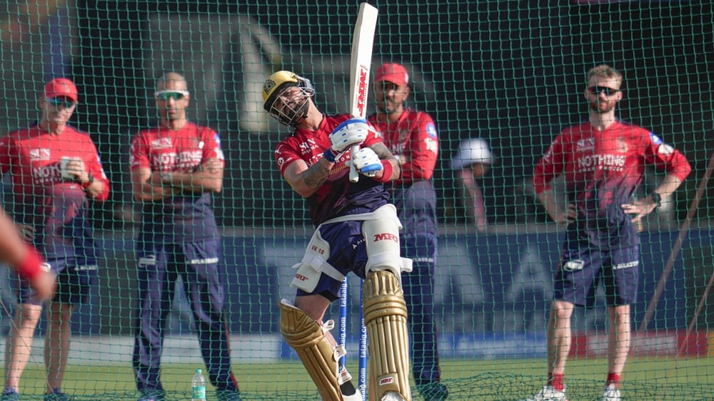IPL 2026: ഐപിഎല്ലില്‍ ഇനി പ്ലേ ഓഫ് ആവേശം; ആദ്യ ക്വാളിഫയറിന് മുമ്പ് ആര്‍സിബിക്ക് സന്തോഷവാര്‍ത്ത