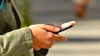 Cheaper Smartphone: റിയൽമിയുടെ 3000 രൂപയുടെ ഫോൺ ഇന്ത്യയിൽ എന്ന്?