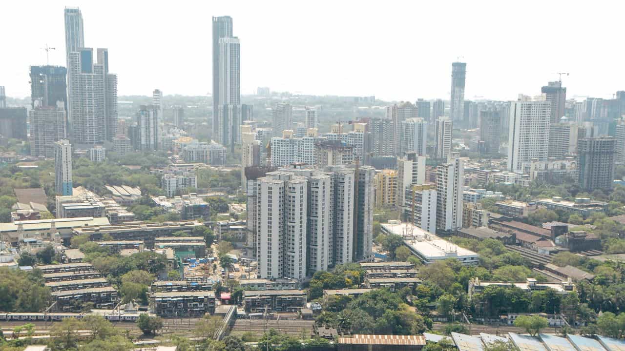 UAE Rules: യുഎഇയിൽ സുരക്ഷിതമായി ജീവിക്കാം; പ്രവാസികൾ അറിഞ്ഞിരിക്കേണ്ട പ്രധാന നിയമങ്ങളും ജാഗ്രതാ നിർദ്ദേശങ്ങളും