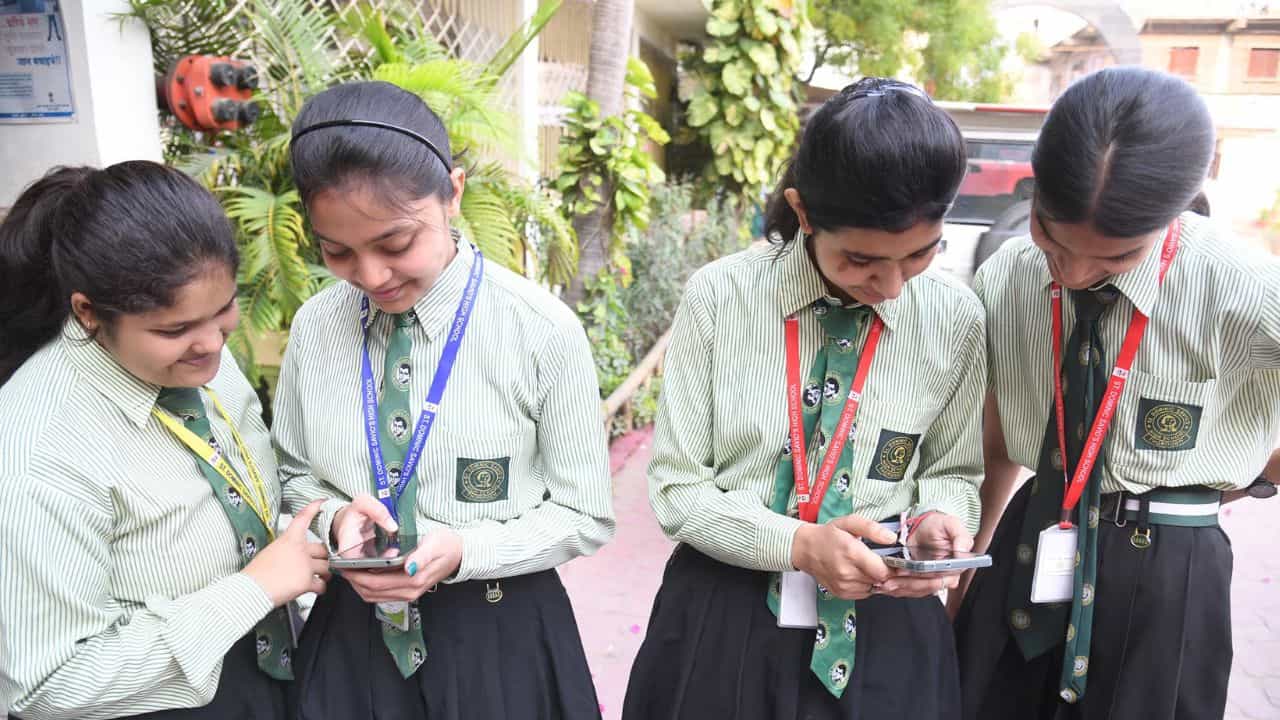 UAE School Calendar: യുഎഇ സ്കൂളുകൾക്ക് ഇനി പുതിയ കലണ്ടർ; അവധി ദിനങ്ങളും പ്രധാന തീയതികളും അറിയാം