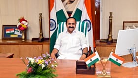 തര്‍ക്കം ഒഴിഞ്ഞില്ല, വകുപ്പുകളായില്ല; രണ്ടാം മന്ത്രിസഭായോഗം ഇന്ന്