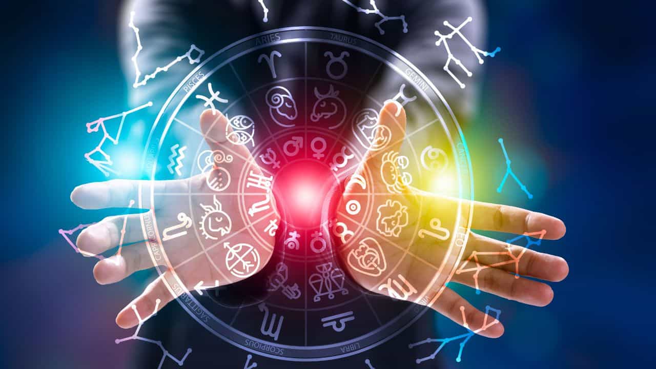 Todays Horoscope: പരീക്ഷാ വിജയവും അപ്രതീക്ഷിത നേട്ടങ്ങളും, ശ്രദ്ധിക്കേണ്ടത് ഈ രാശിക്കാർ; ഇന്നത്തെ നക്ഷത്രഫലം Todays Horoscope: പരീക്ഷാ വിജയവും അപ്രതീക്ഷിത നേട്ടങ്ങളും, ശ്രദ്ധിക്കേണ്ടത് ഈ രാശിക്കാർ; ഇന്നത്തെ നക്ഷത്രഫലം