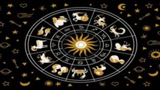 Gold Astrology Tips: യാചകർ പോലും സമ്പന്നരാകും! സ്വർണ്ണം ലക്ഷ്മി ദേവിക്ക് പ്രിയപ്പെട്ട ഈ ദിശയിൽ സൂക്ഷിക്കൂ