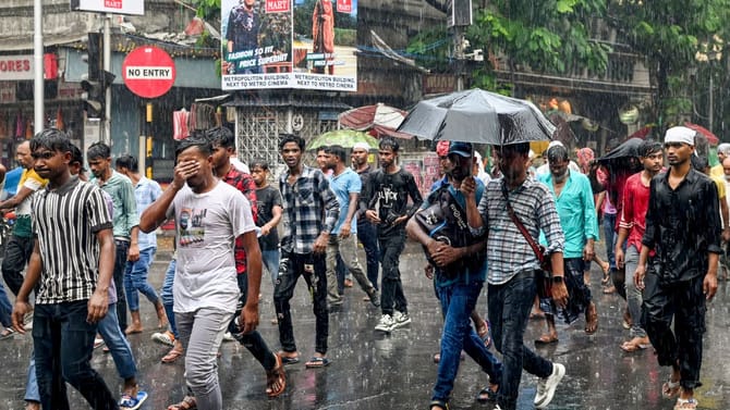 ന്യൂനമർദ്ദവും കാലവർഷവും ഒന്നിച്ച്; വരും ദിവസങ്ങളിൽ അതിശക്തമായ മഴ
