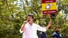 വിജയ് തോൽക്കുമെന്ന് പ്രചാരണം; ജീവനൊടുക്കാൻ ശ്രമിച്ച് ആരാധകൻ...