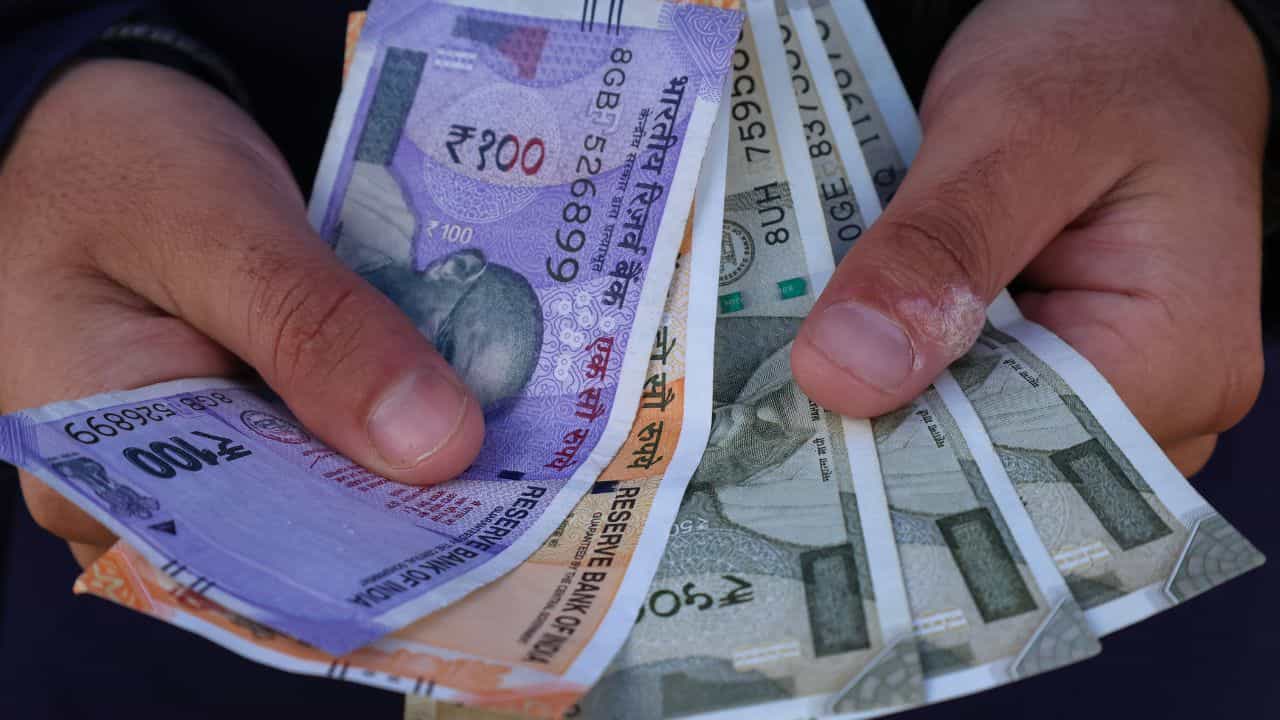 Welfare Pension: 3,000 രൂപയോ? മെയ് മാസത്തെ ക്ഷേമ പെൻഷൻ വിതരണം ഇന്ന് മുതൽ Welfare Pension: 3,000 രൂപയോ? മെയ് മാസത്തെ ക്ഷേമ പെൻഷൻ വിതരണം ഇന്ന് മുതൽ