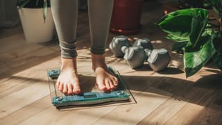 Health Tips: രാത്രി കിടക്കും മുൻപ് ഇവ കുടിക്കൂ; ആരോഗ്യകരമായി വണ്ണം കുറയ്ക്കാൻ 5 പാനീയങ്ങൾ