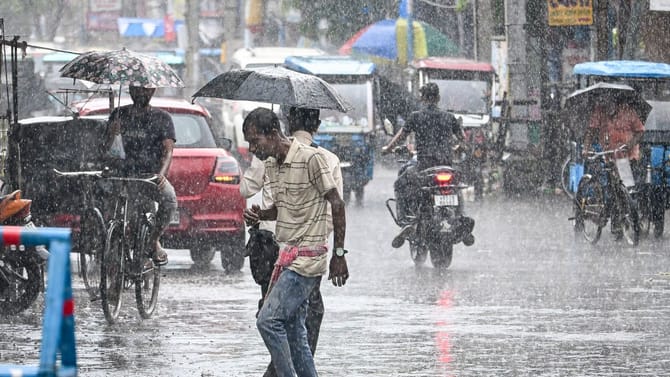 ബെംഗളൂരുവില്‍ ഓറഞ്ച് അലര്‍ട്ട്; മൂന്ന് ദിവസം അതിശക്തമായ മഴ...