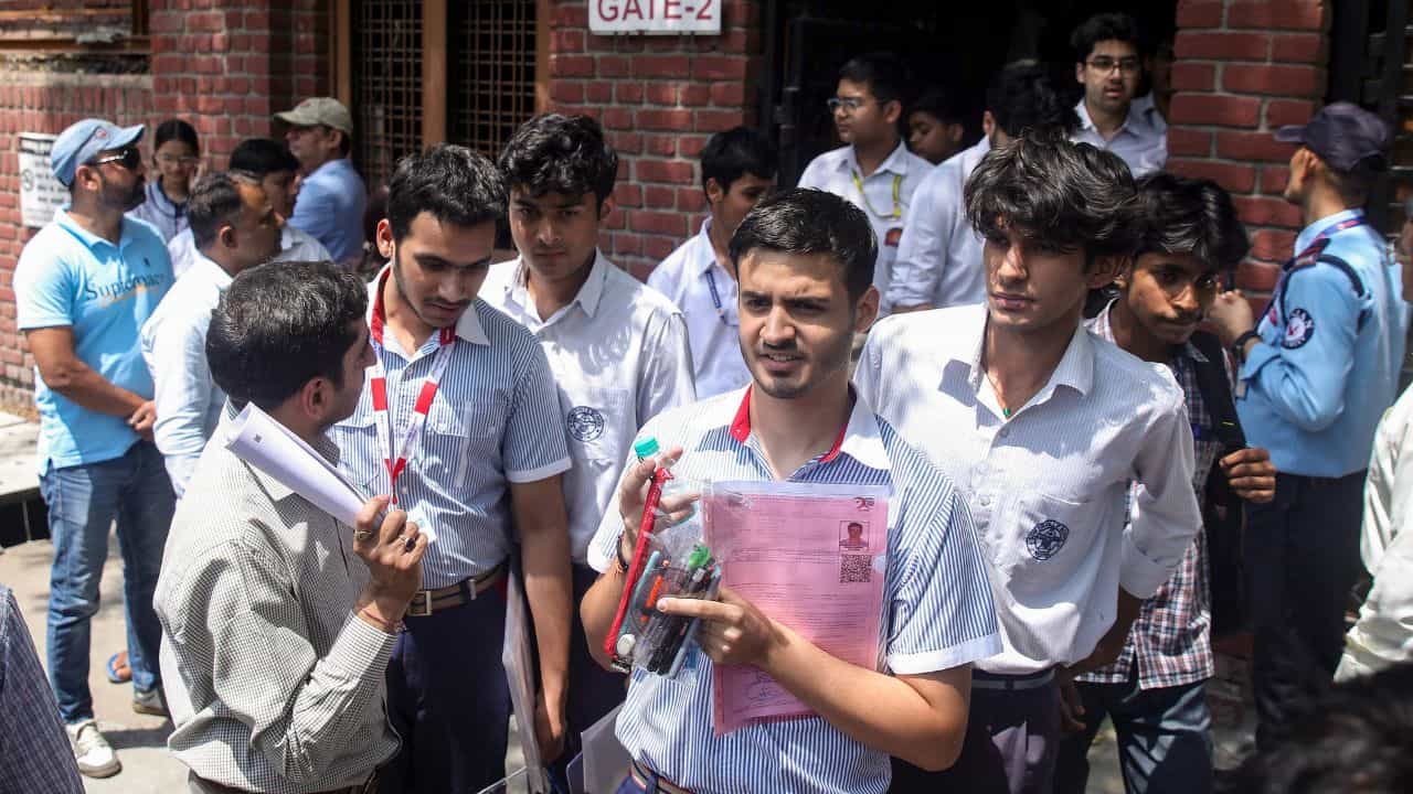 CBSE System Glitch: സിബിഎസ്‌ഇ പുനർമൂല്യനിർണയം; പോർട്ടലിൻ്റെ തകരാർ പരിഹരിച്ചു, എന്ന് വരെ അപേക്ഷിക്കാം