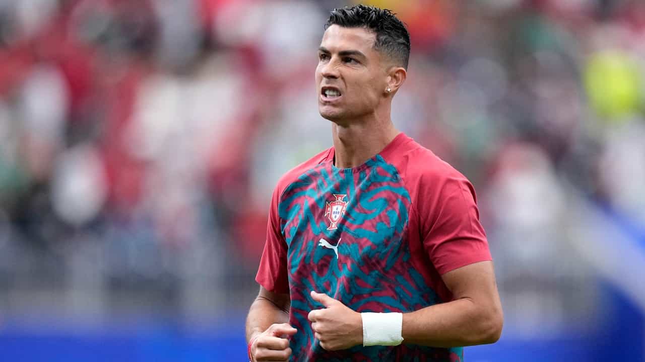 FIFA World Cup 2026: കളിയാക്കിയവരൊക്കെ എവിടെ? റൊണാള്ഡോയുടെ ഡബിള് പ്രഹരത്തില് ഉസ്ബെക്കിസ്ഥാനെ തകര്ത്ത് പോര്ച്ചുഗല് FIFA World Cup 2026: കളിയാക്കിയവരൊക്കെ എവിടെ? റൊണാള്ഡോയുടെ ഡബിള് പ്രഹരത്തില് ഉസ്ബെക്കിസ്ഥാനെ തകര്ത്ത് പോര്ച്ചുഗല്