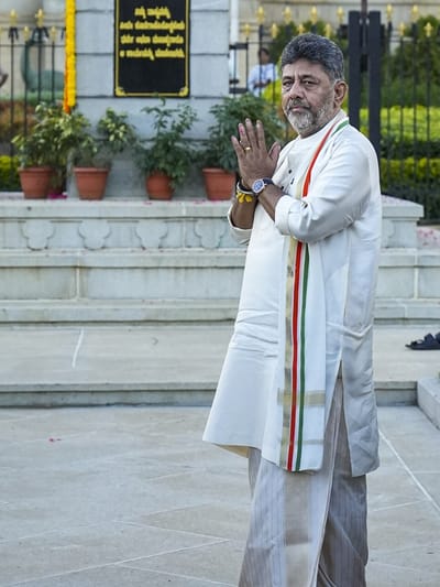 ഡി.കെ ഒന്നാമത്, ഇവര്‍ രാജ്യത്തെ സമ്പന്ന മുഖ്യമന്ത്രിമാര്‍