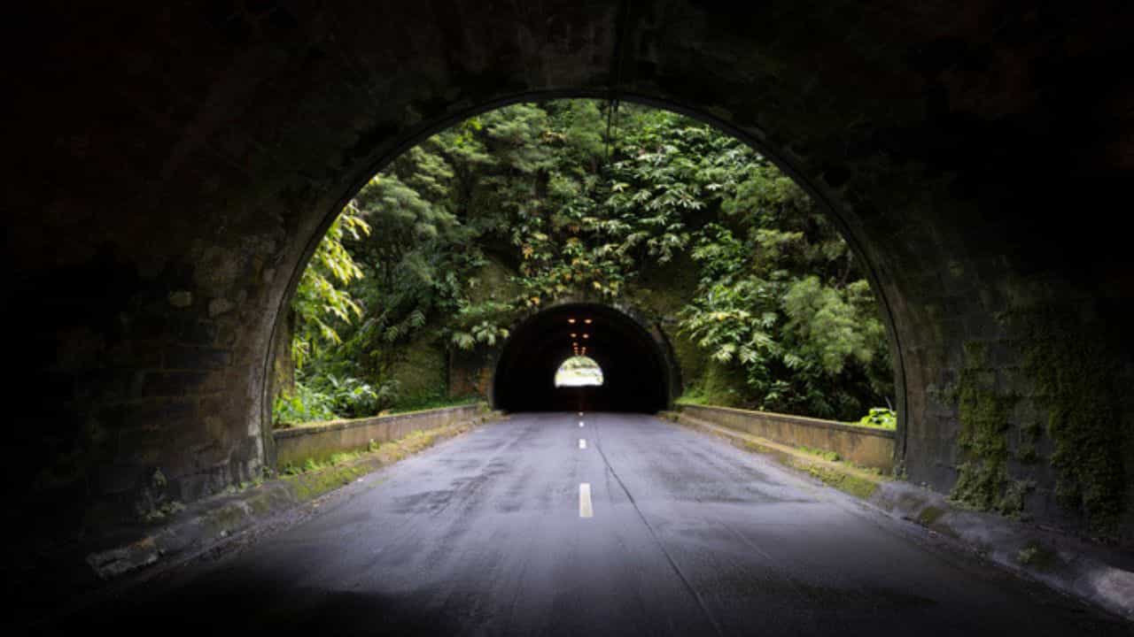 Bengaluru Hebbal Tunnel: 2 മിനിറ്റില്‍ ഹെബ്ബാള്‍ കടക്കാം; ബല്ലാരി റോഡിലേക്ക് പുതിയ തുരങ്കപാത, യാത്രക്കാര്‍ക്ക് ആശ്വാസം