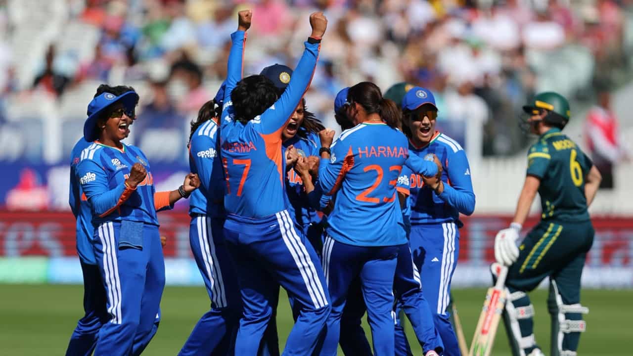 India W vs Australia W: പെറിയും, ഗാര്‍ഡ്‌നറും തകര്‍ത്തടിച്ചു, ഇന്ത്യയുടെ പ്രതീക്ഷകള്‍ വീണുടഞ്ഞു