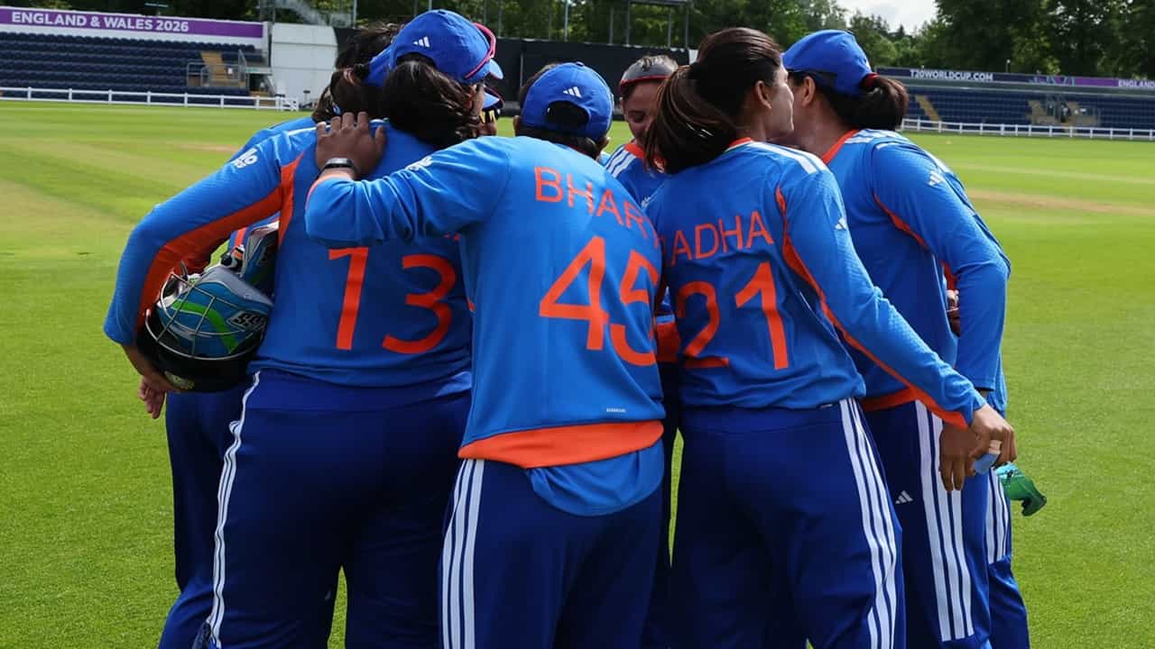 India W vs England W: റിച്ച ഘോഷിന്റെ പോരാട്ടം പാഴായി; രണ്ടാം സന്നാഹ മത്സരത്തില് ഇന്ത്യയുടെ പെണ്പടയ്ക്ക് തോല്വി India W vs England W: റിച്ച ഘോഷിന്റെ പോരാട്ടം പാഴായി; രണ്ടാം സന്നാഹ മത്സരത്തില് ഇന്ത്യയുടെ പെണ്പടയ്ക്ക് തോല്വി