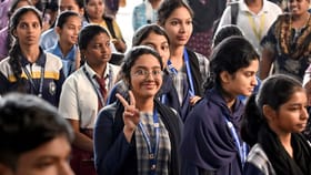 Kerala Plus One Admission 2026: പ്ലസ് വൺ മൂന്നാം അലോട്ട്മെൻ്റ് എന്ന്? അതിന് മുമ്പ് ചെയ്യേണ്ടത്...