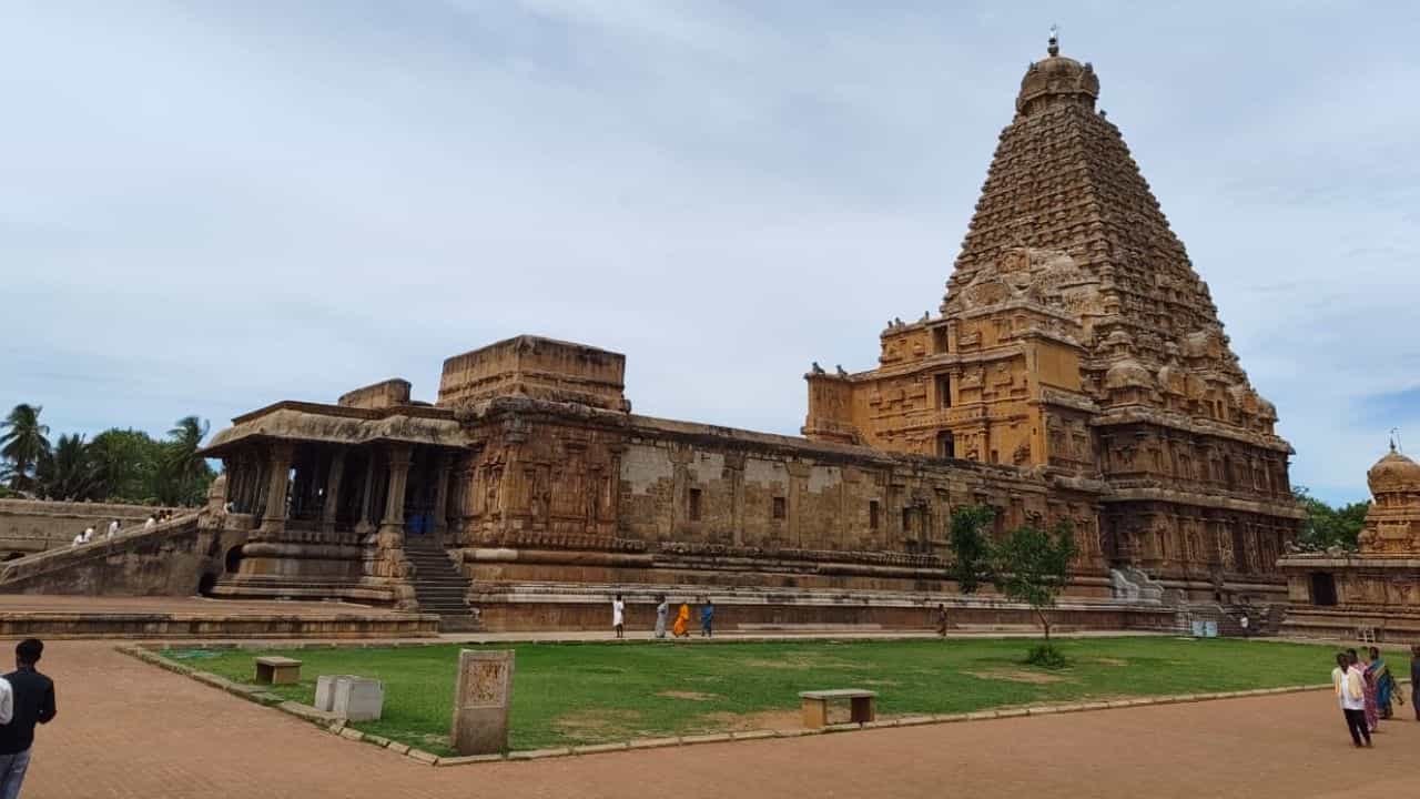 Thanjavur One Day Trip: ഒരൊറ്റ ദിവസം കൊണ്ട് തഞ്ചാവൂര്‍ കണ്ടുവരാം; യാത്ര പ്ലാന്‍ ചെയ്താലോ? കാലാവസ്ഥയും അടിപൊളി