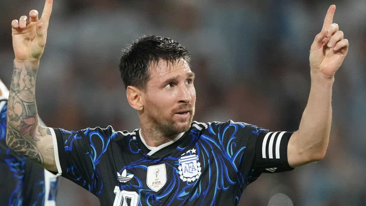 Lionel Messi: കഠിനമായ വ‍ർക്കൗട്ടുകൾ ഇല്ല; എന്നിട്ടും മെസ്സിയെ ഫിറ്റാക്കി നിർത്തുന്ന ആ 5 ഭക്ഷണങ്ങൾ!