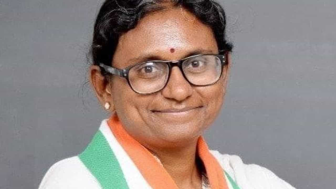 കോൺഗ്രസിന് വൻ തിരിച്ചടി; രാജ്യസഭാ സ്ഥാനാർത്ഥി മീനാക്ഷി നടരാജൻ്റെ പത്രിക തള്ളി കോൺഗ്രസിന് വൻ തിരിച്ചടി; രാജ്യസഭാ സ്ഥാനാർത്ഥി മീനാക്ഷി നടരാജൻ്റെ പത്രിക തള്ളി
